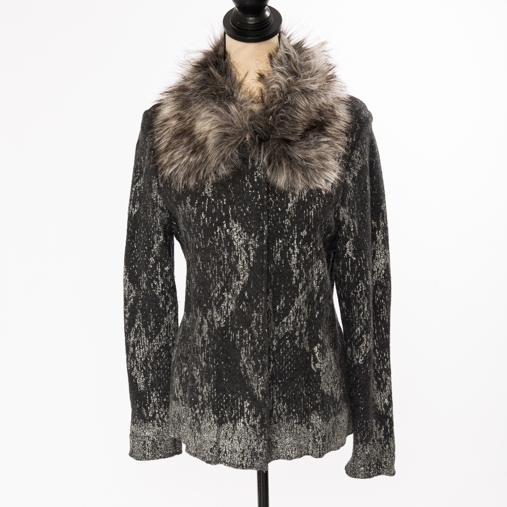 100% wool cardigan sweater with faux fur collar Chico’s gray size M